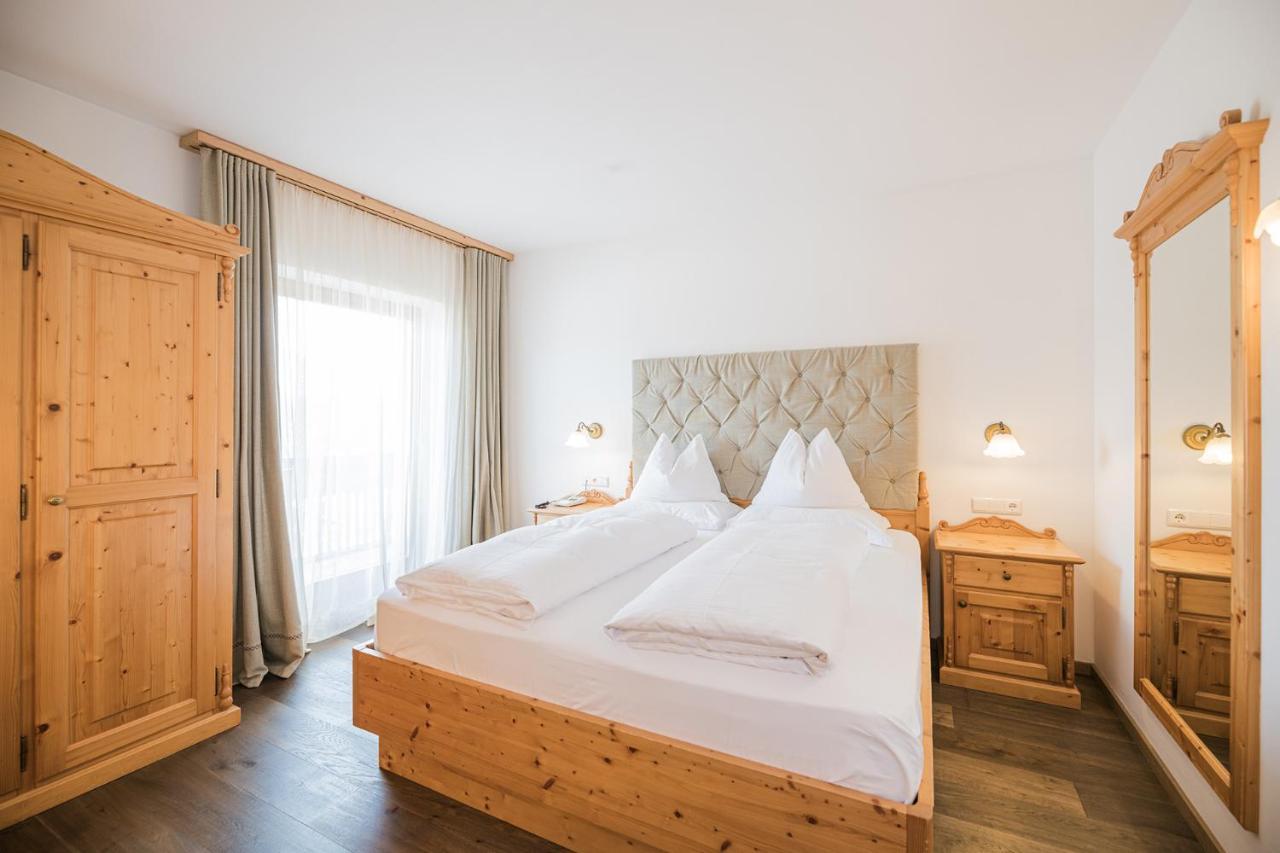 Hotel Winkler Sport & Spa Resort Sankt Lorenzen Kamer foto